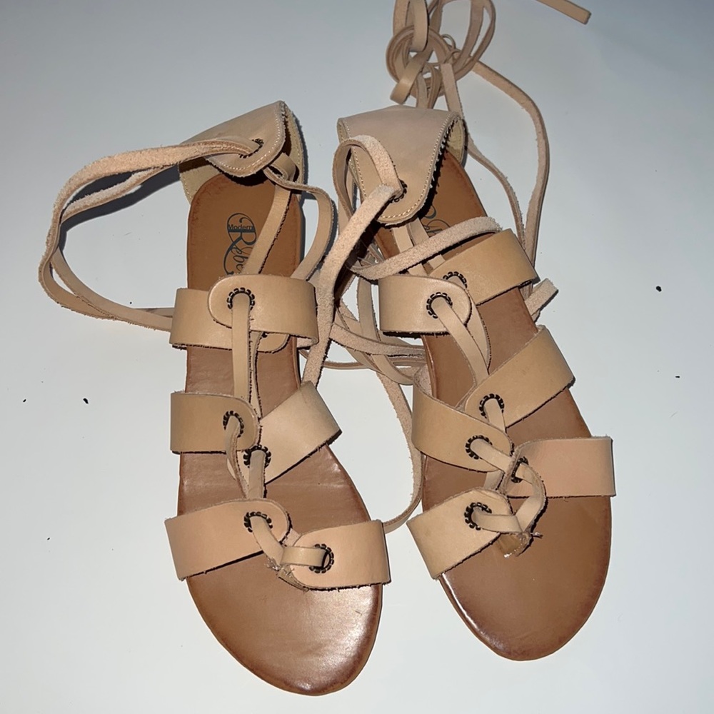Rebel tan sandals